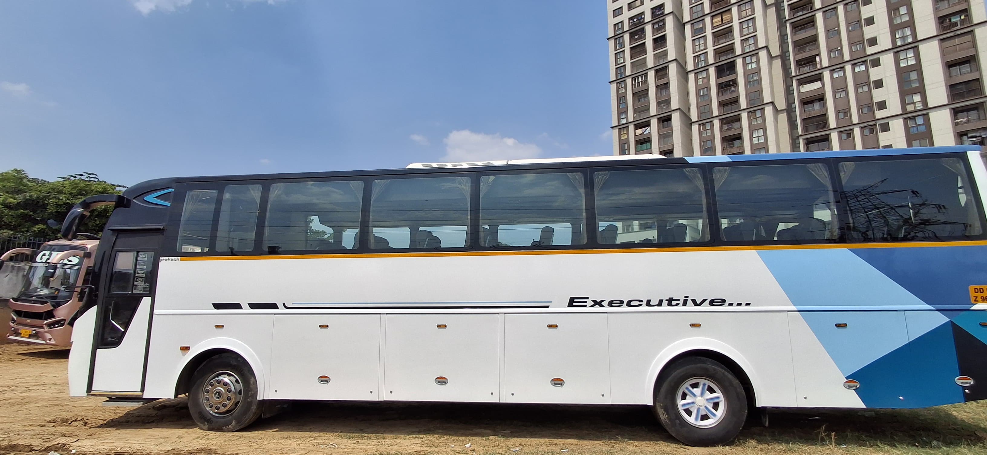 45-seater-coach-hire-in-Bangalore
