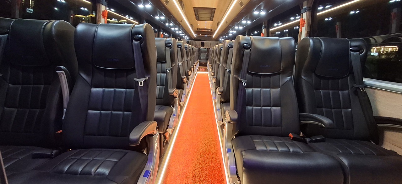 Rent-45-Seater-Bus-in-Bangalore