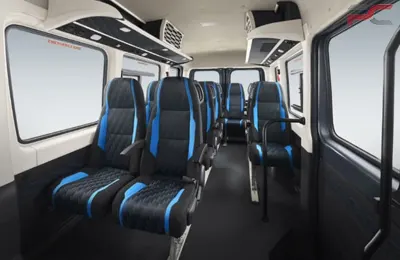 Deluxe 9 seater Force Urbania Exterior