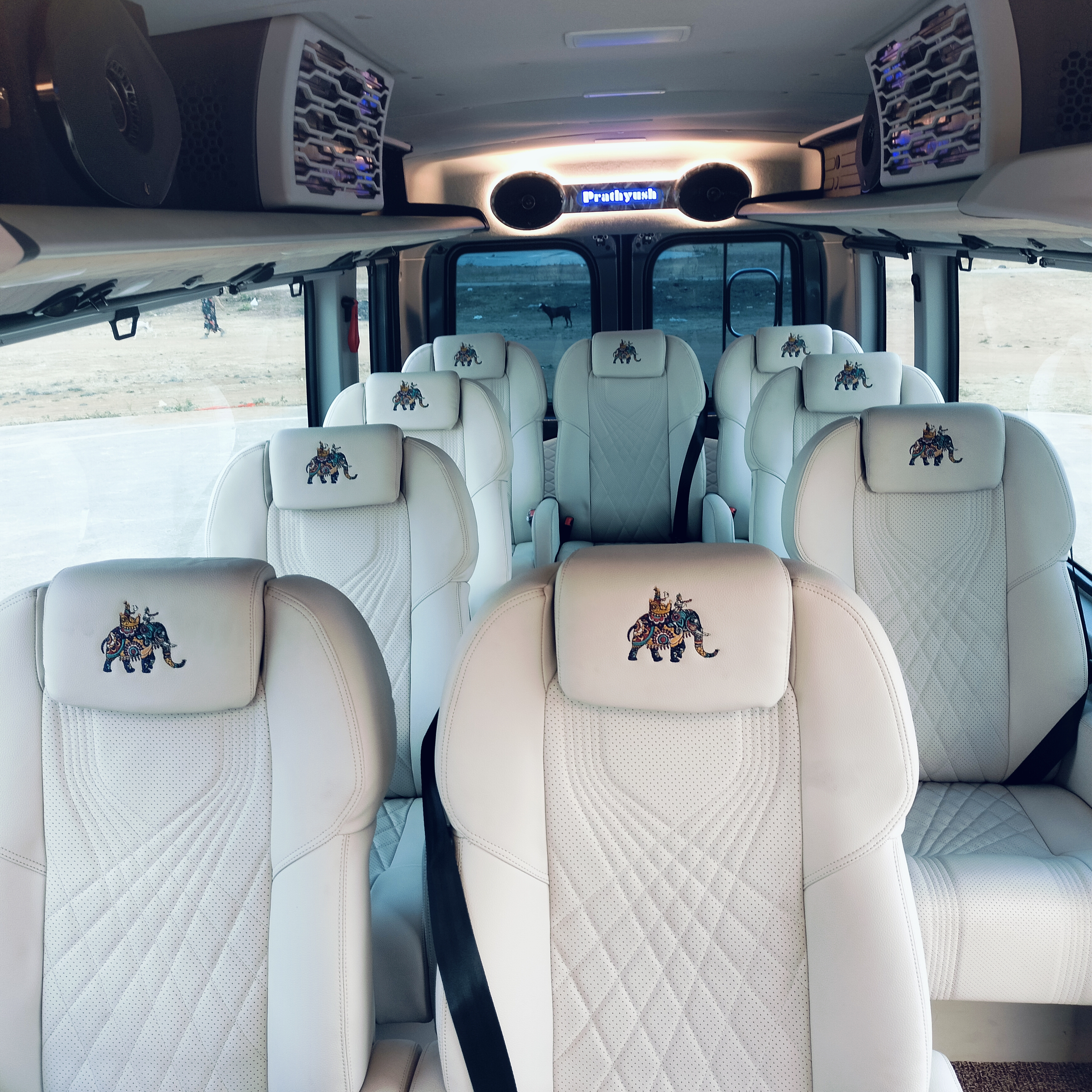 Maharaja Seats in Urbania