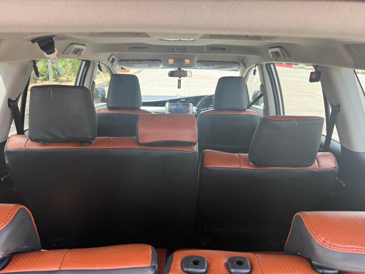 Corporate Travel Innova Crysta Rental