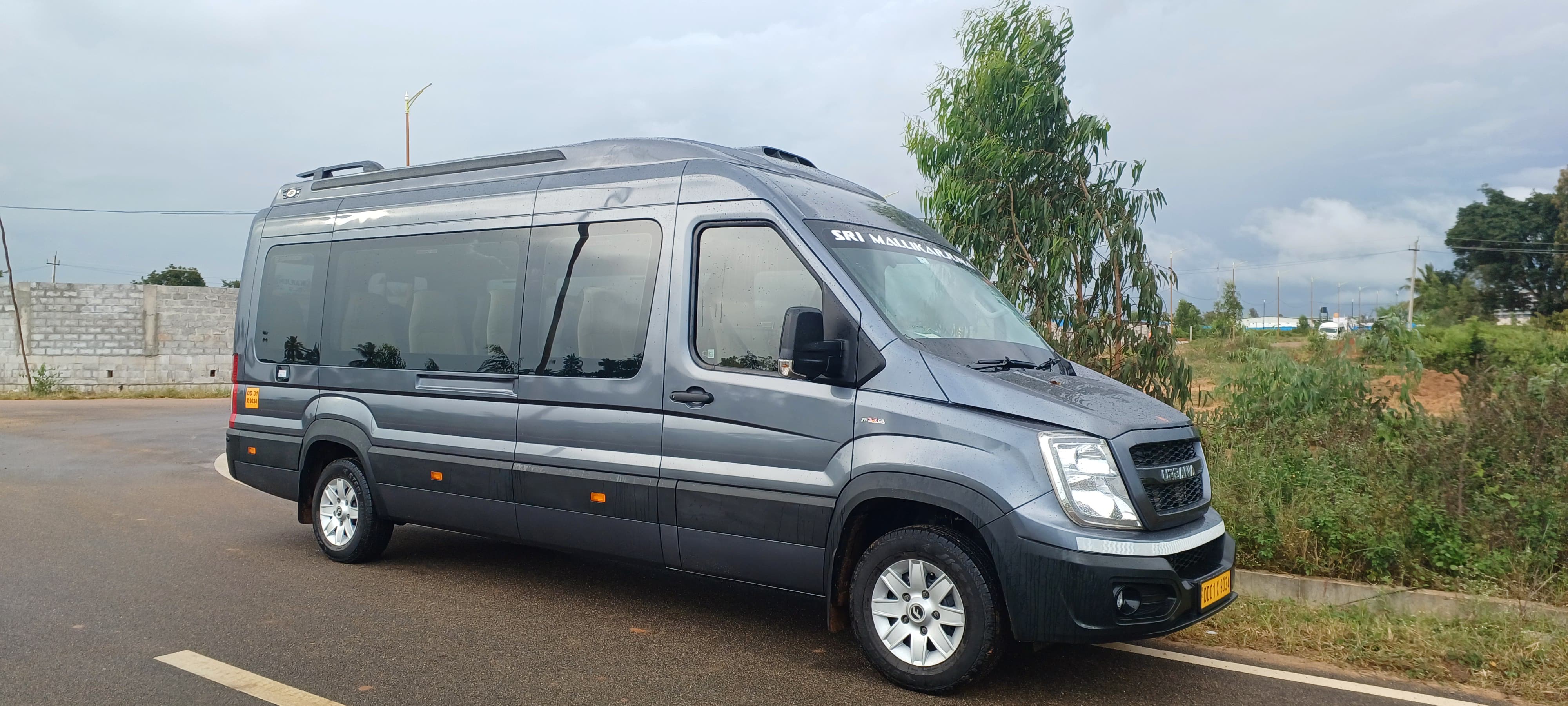 Force Urbania Premium Van